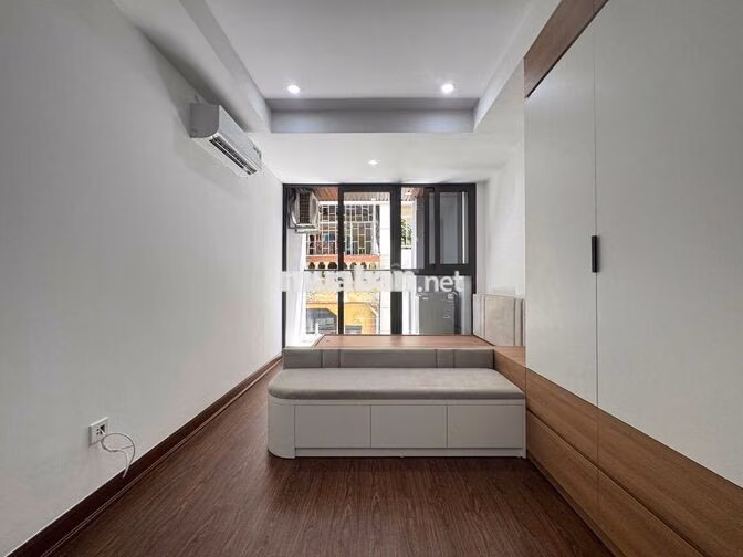CHO THUÊ STUDIO FULL NỘI THẤT NGÕ GIẾNG – PHÒNG ĐẸP, THOÁNG SÁNG