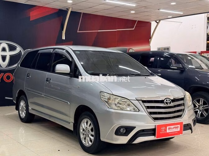Innova E 2014 chạy 100.000 km xe 1 chủ hiếm có