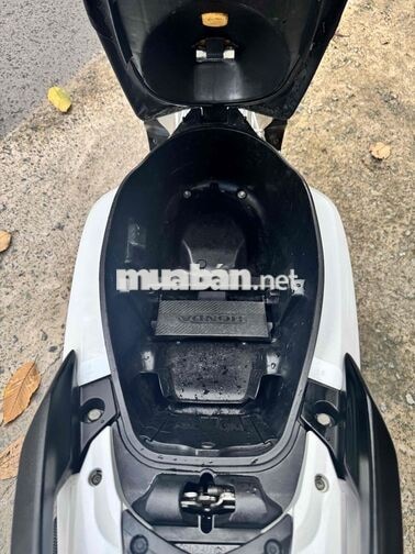 Honda Air Blade 2023 Trắng 24580 km