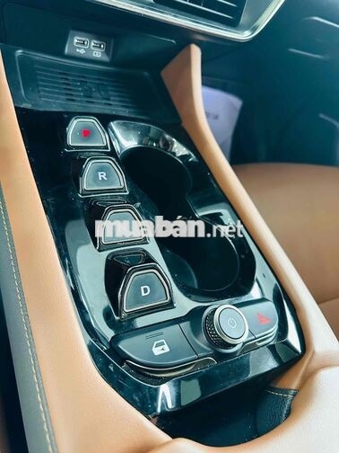 Vinfast VF8 2023 bản Plus mua Pin CATL hồ sơ sẵn