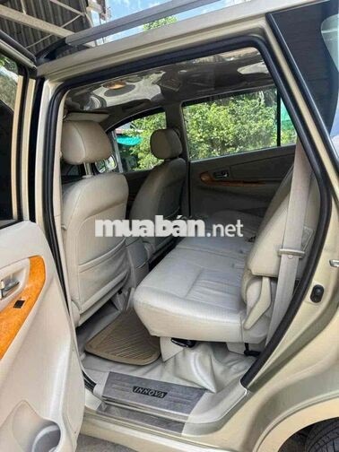 Toyota Innova 2008 Tự động 81000 km Vàng cát
