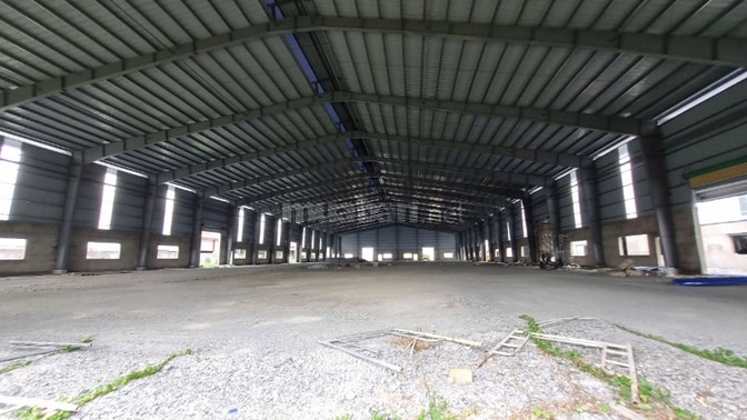 Cho thuê xưởng 3000m2 CCN Bến Lức, Long An giá 65k - 70k/m2