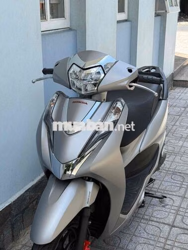 Honda Lead 4Val 2023 Bạc
