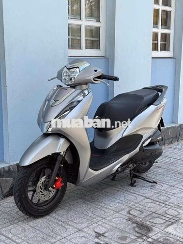 Honda Lead 4Val 2023 Bạc