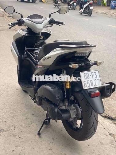 Yamaha NVX 155 Trắng. xe rất đẹp chất