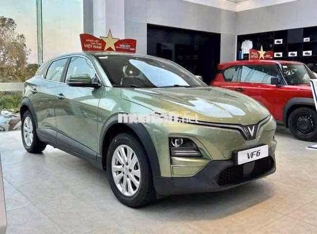 VF6 LƯƠNG CK TỐT HOẶC TÀI XẾ XANH SM 40 TR NHẬN XE