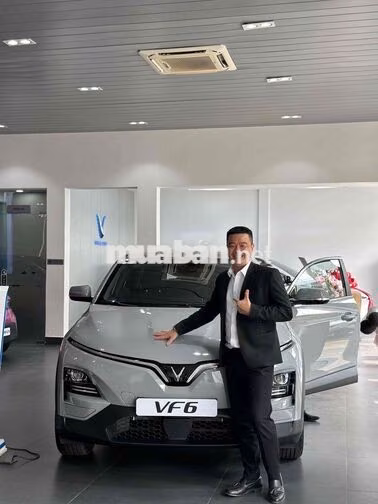 VF6 LƯƠNG CK TỐT HOẶC TÀI XẾ XANH SM 40 TR NHẬN XE
