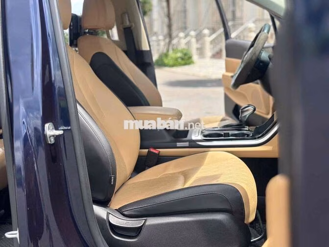 Kia Carnival Luxury 2021 Xanh đậm