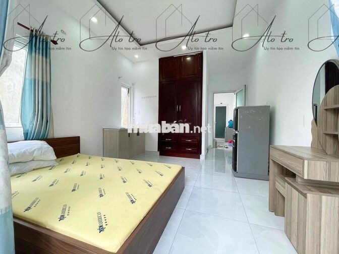 Phòng ban công Full nội thất đẹp tiện qua CVPM, UTH, LĐXH, NTTU 15p
