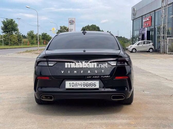 VinFast Lux A 2021 Đen 5v