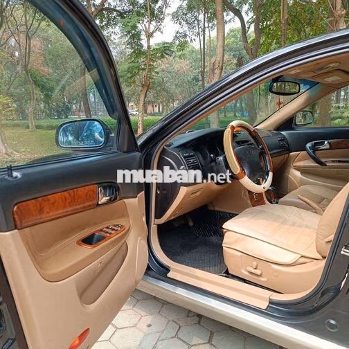 Daewoo Magnus 2.5 Tự động Hàn Quốc Đen, vàng cát