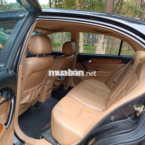 Daewoo Magnus 2.5 Tự động Hàn Quốc Đen, vàng cát