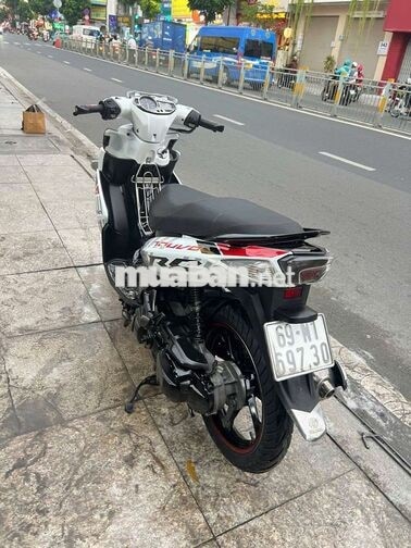 Yamaha Nouvo 6 2016 Trắng đen Đã sử dụng