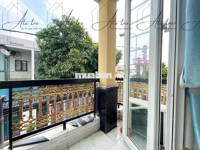 Phòng ban công Full nội thất đẹp tiện qua CVPM, UTH, LĐXH, NTTU 15p
