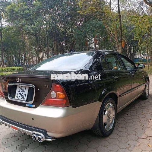 Daewoo Magnus 2.5 Tự động Hàn Quốc Đen, vàng cát