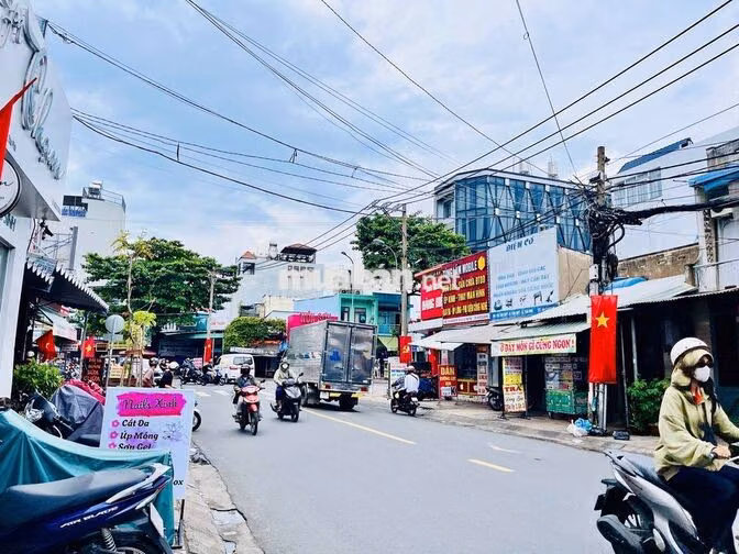CHO THUÊ GÓC 2 MẶT TIỀN ĐƯỜNG PHAN VĂN TRỊ 15X20M 1 LỬNG CỰC ĐẸP 