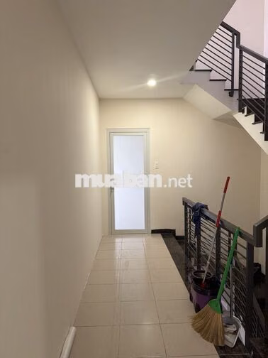 CHO THUÊ PHÒNG TRỌ 20m² – FULL NỘI THẤT – KHU DÂN CƯ THE STAR VILLAGE,