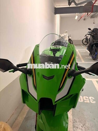 Kawasaki Ninja ZX-10R 2025 Xanh lá
