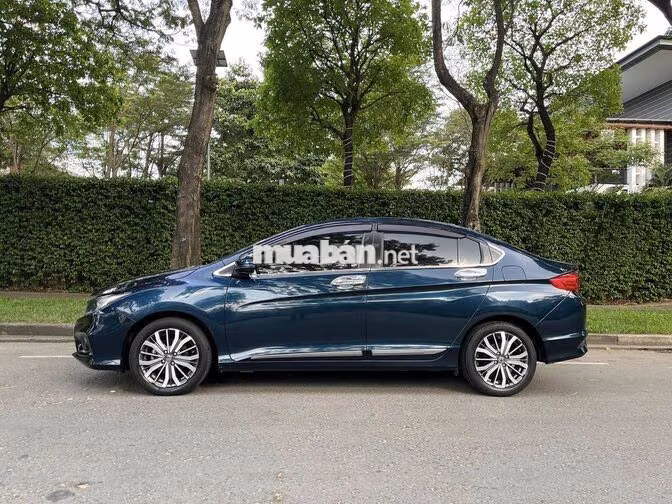 Honda City 2018 số tự động màu xanh