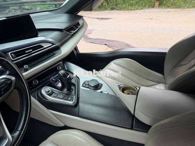 BMW i8 1.5 Hybrid 2014 Trắng Chính chủ
