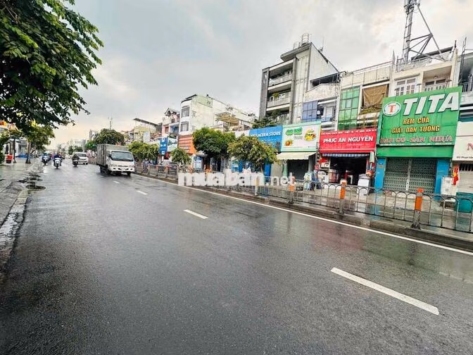 CHO THUÊ NHÀ MẶT BẰNG MẶT TIỀN PHAN VĂN TRỊ P10 GÒ VẤP GẦN CITYLAND