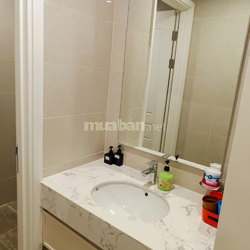 Cho thuê nguyên căn Shophouse  Vinhomes Vũ Yên Full đồ 13tr