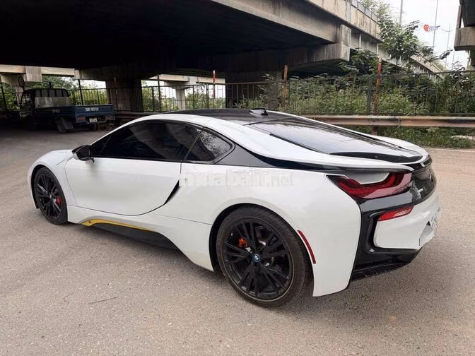 BMW i8 1.5 Hybrid 2014 Trắng Chính chủ