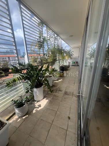 Bán gấp căn hộ Garden Plaza 1 PMH 148m2 giá chỉ 14,5 tỷ. sổ hồng