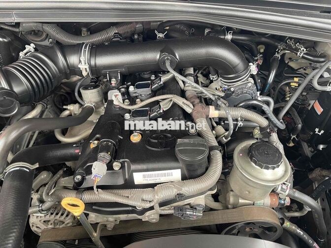 Toyota Innova 2.0MT 2017 / thương lượng