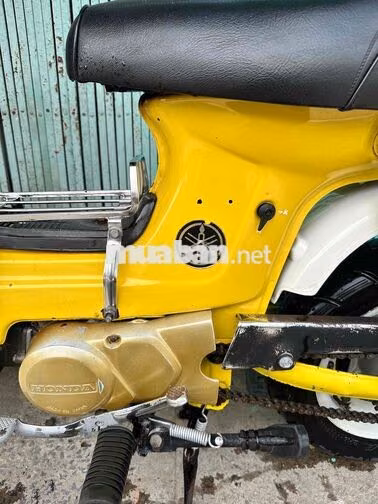Honda Chaly 70cc Côn tay Vàng
