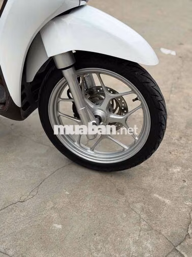 Honda sh Mode trắng ngọc Trinh 2014 biển 65 ngây c
