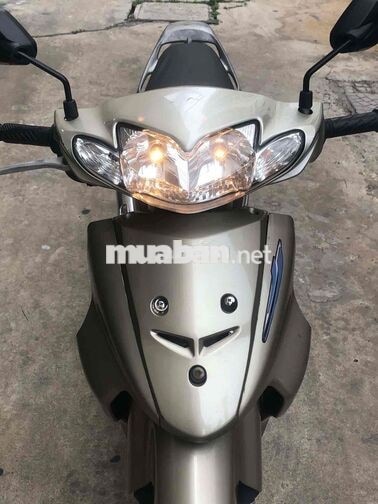 Suzuki Shogun R 110 Vàng cát 4 thì