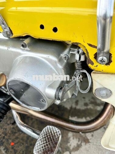 Honda Chaly 70cc Côn tay Vàng