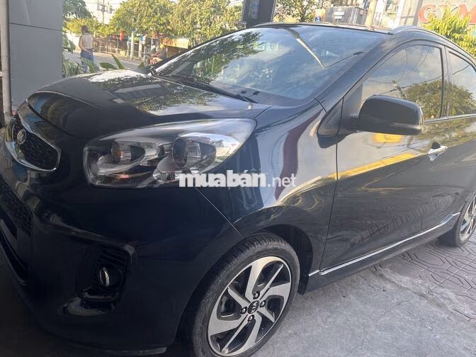 Kia Morning 2018 Tự động màu xanh