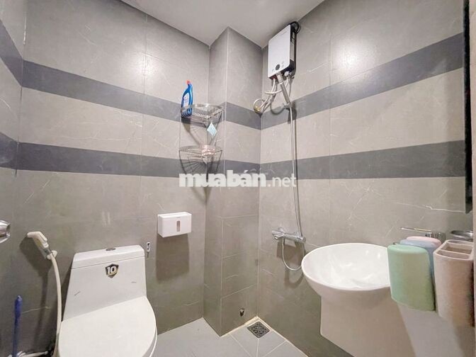 Cho thuê căn hộ 35m2, ngay cầu rồng, cách biển 10 phút đi bộ