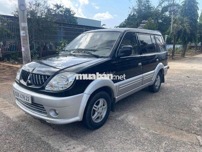 Mitsubishi Jolie 7 chỗ Số sàn Đen