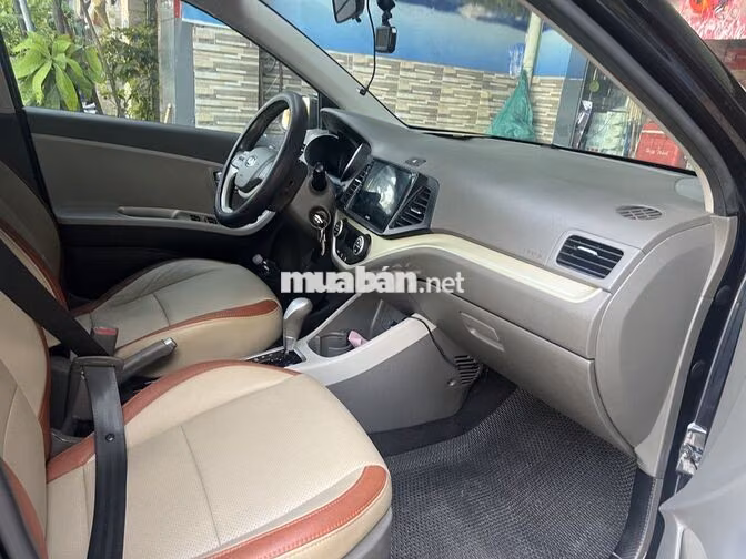 Kia Morning 2018 Tự động màu xanh