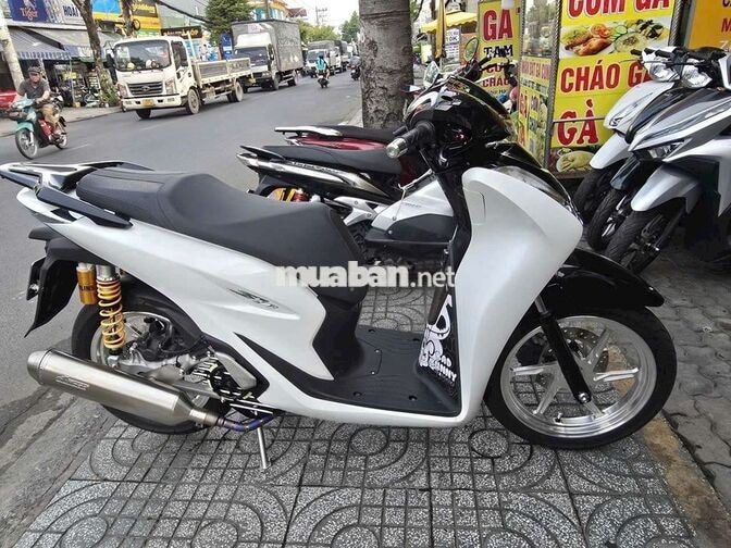 SH 160 ABS 2024.lướt 5k.full đồ chơi real.9 chủ