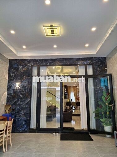Nhà mới 3 tầng mới  xây  full nội thất cao cấp MT Đa Mặn 3