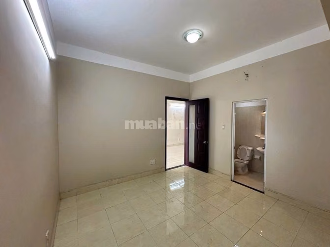 Cho thuê  C/c Bàu Cát 2,khu A, 3p ngủ, 2wc, tầng cao, 11tr/tháng
