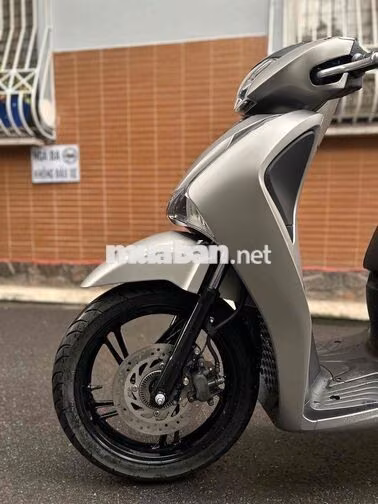 Honda SH125i ABS 2018 Bạc nhám 17000 km
