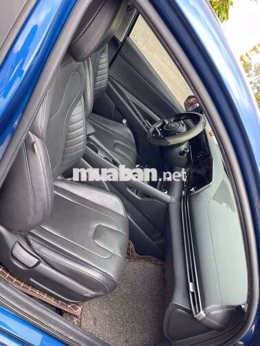 Hyundai Elantra 2022 1.6AT Đặc biệt Xanh 47.000 km