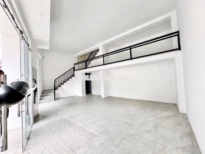 CHO THUÊ MẶT BẰNG MẶT TIỀN 180M² – PHƯỜNG 2, ĐÀ LẠT | 40 TRIỆU/THÁNG