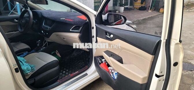 Hyundai Accent 2019 Tự động 35000 km Trắng