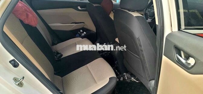 Hyundai Accent 2019 Tự động 35000 km Trắng