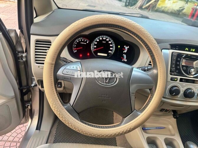 Toyota Innova 2.0 G 2014 Tự động Vàng cát