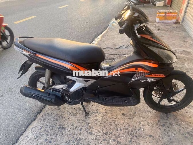 Honda Air Blade máy thái bstp 60 trao đổi,bảo hanh