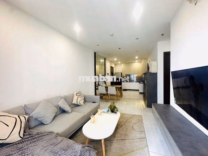 THUÊ 2PN NỘI THẤT CAO CẤP C SKYVIEW CHÁNH NGHĨA TDM BD 