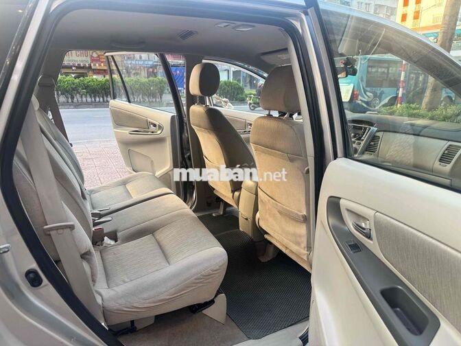 Toyota Innova 2.0 G 2014 Tự động Vàng cát