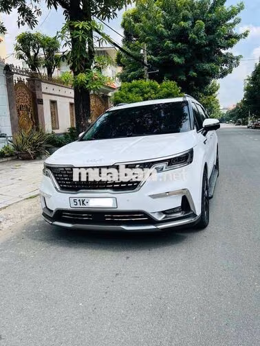 KIA Carnival Signature 2.2D 49000 km Trắng